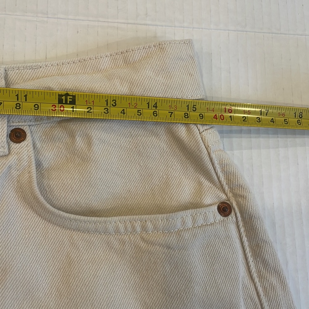 NWOT REFORMATION AMY BUTTON FLY HIGH RISE JEAN DENIM SHORTS BONE WASH Size 29 - Picture 11 of 15